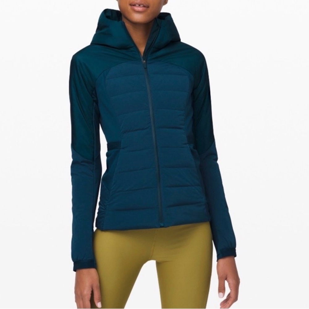 Lululemon Down for it All running jacket - Night Diver